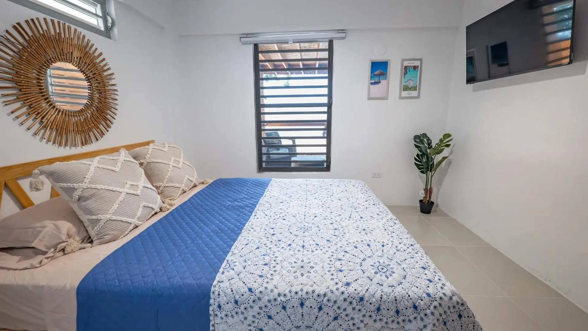Casa vacanze Oceanfront 5Br Oasis W Decks & Direct Beach Access Mayaguez Porto Rico