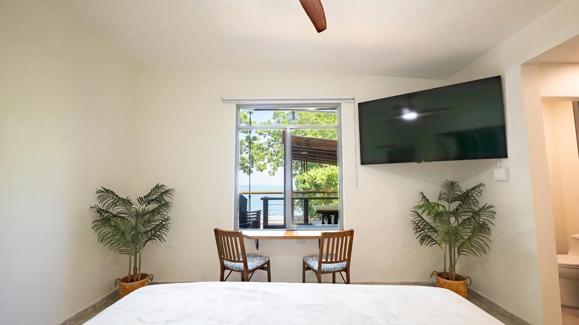 Oceanfront 5Br Oasis W Decks & Direct Beach Access Mayaguez Casa vacanze