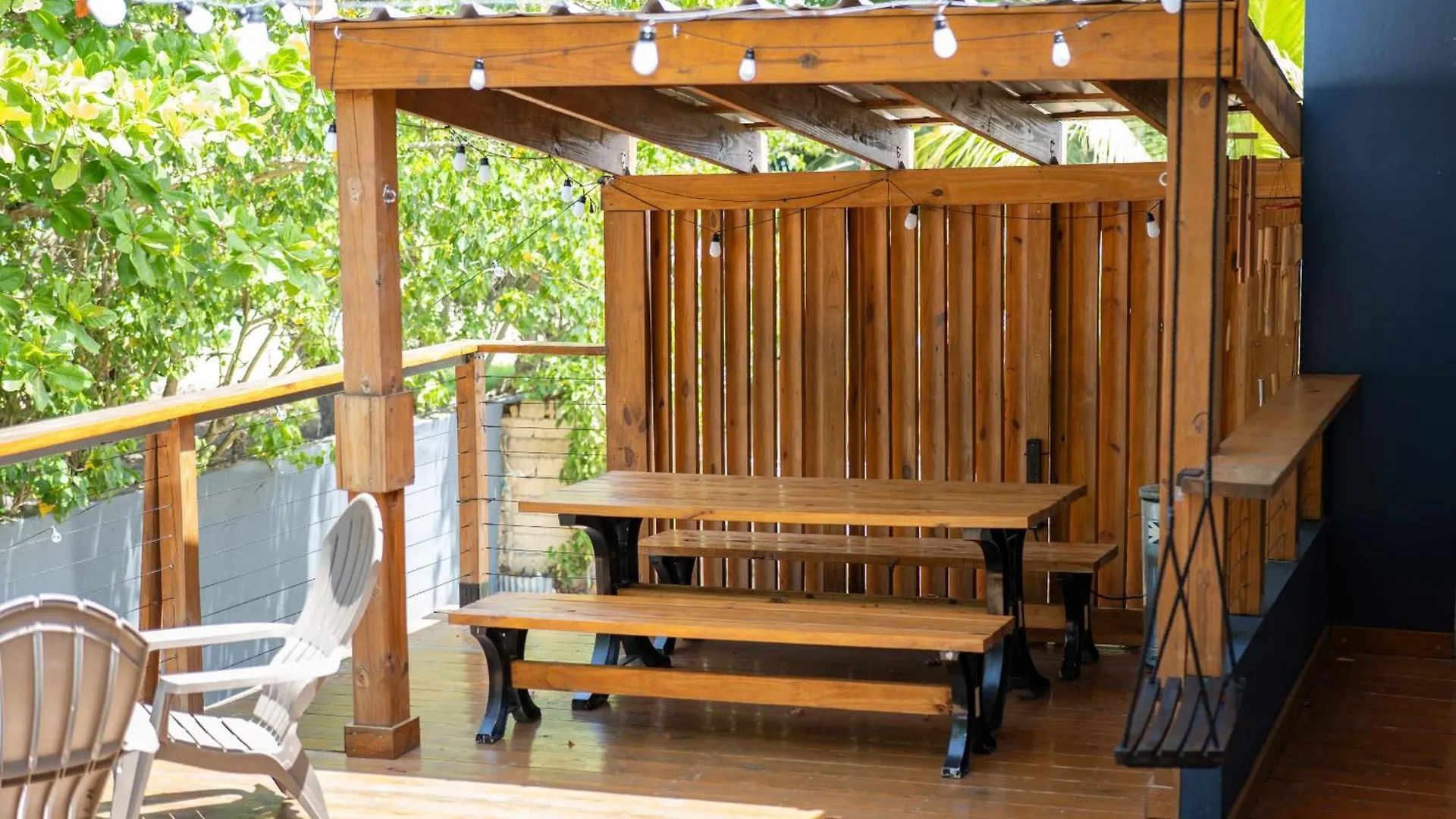 Prázdninový dům Oceanfront 5Br Oasis W Decks & Direct Beach Access Mayagüez